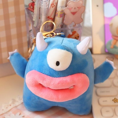 Qoo10] イン醜いかわいい面白いキーホルダー大きな : バッグ・雑貨