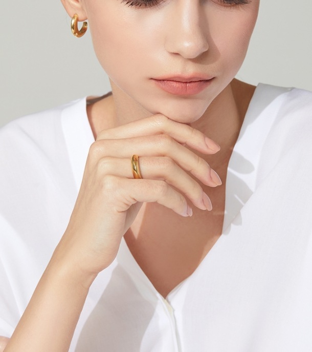 【HYERES LOR】Champagne Moon 14K Chunky Ring M (YG) DIA HYERES LOR] Champagne Moon 14K chunky ring M 指輪