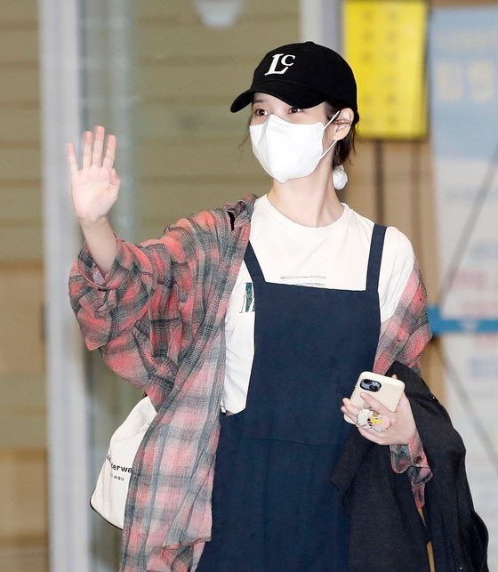 Qoo10] LOW CLASSIC IU着用 NEW LC CAP アイユー