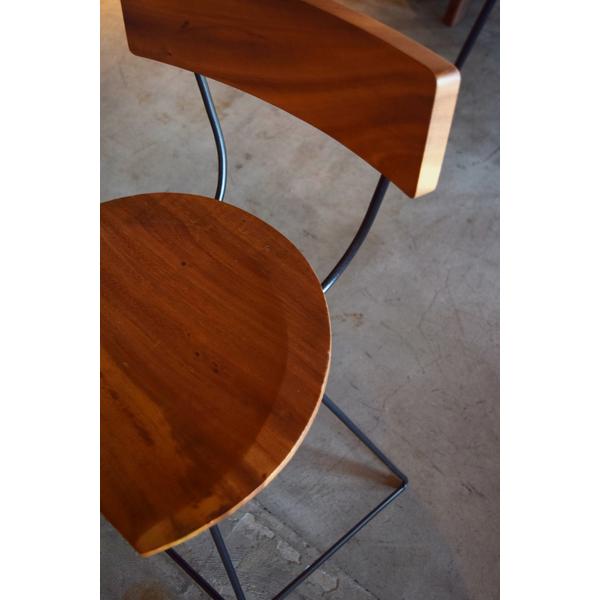 カウンターチェア おしゃれ デザイナーズ 椅子 バーチェア ナチュラル カントリー スタイリッシュ 木製 かっこいい スリム 背もたれ キッチンカウンター向け