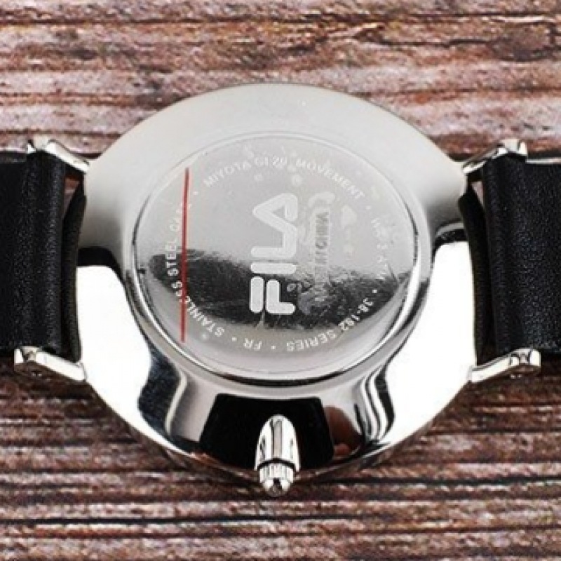 フィラハイエンドユニセックスレザーバンドウォッチ 38-192-002 フィラハイエンドユニセックスレザーバンドウォッチ 38-192-002