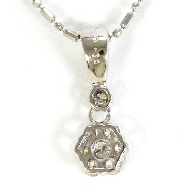 K18 18金 WG ホワイトゴールド ネックレス ダイヤ 0.30 約45cm ジュエリー 中古 K18 18金 WG ホワイトゴールド ネックレス ダイヤ 0.30 約45cm ジュエリー 中古