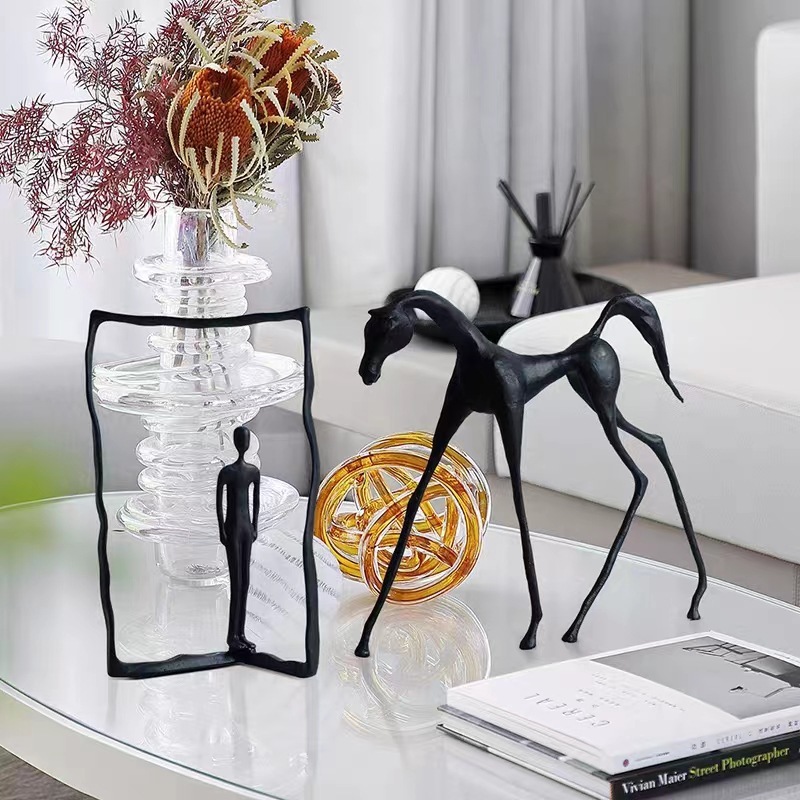 北欧風インテリア クリエイティブな足が細い 馬 オブジェ pattayablatt.com