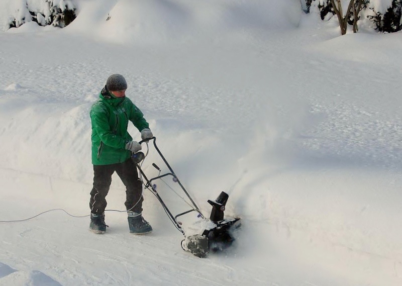 【電動除雪機スノーブロワー(20mコード付きセット)】除雪機 電動 電動除雪機 家庭用 1400W スノーブロワー 除雪 最大除雪高さ6m 飛ばす 除雪幅40cm 【電動除雪機スノーブロワー(20mコード付きセット)】除雪機 電動 電動除雪機 家庭用 1400W スノーブロワー 除雪 最大除雪高さ6m 飛ばす 除雪幅40cm