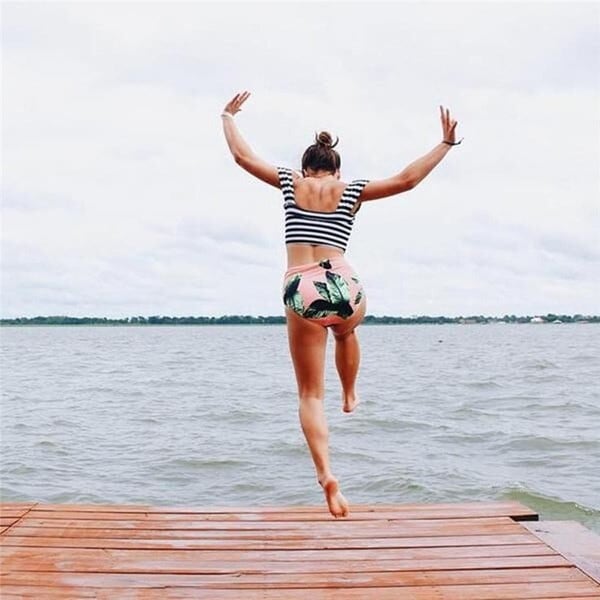 2017 Bikinis Women Biquinis Striped Top Floral Bottom Swimsuit High Waist Bikini Brazilian Bikini Bi 2017 Bikinis Women Biquinis Striped Top Floral Bottom Swimsuit High Waist Bikini Brazilian Bikini Bi