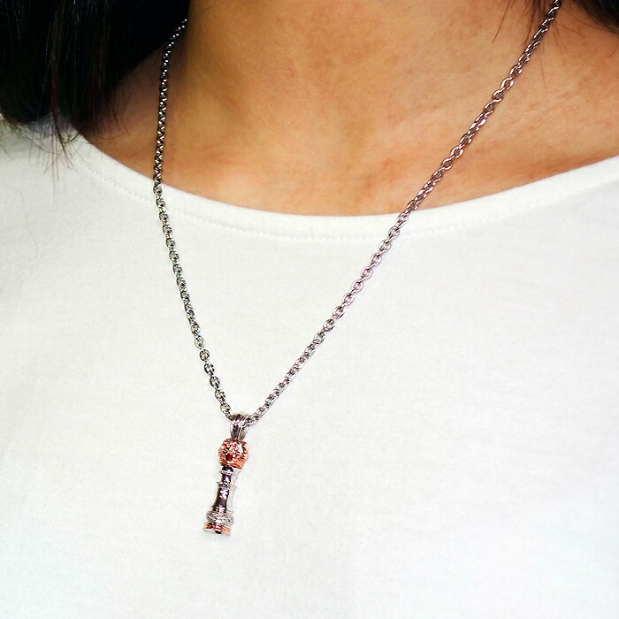 アルテミスクラシック Artemis Classic ホイッスル クイーン チェス シルバー ネックレス アクセサリー ガーネット ACP0318ACCN0044 アルテミスクラシック Artemis Classic ホイッスル クイーン チェス シルバー ネックレス アクセサリー ガーネット ACP0318ACCN0044