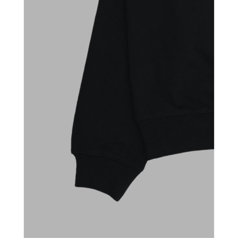 THE MUSEUM VISITOR HEART SPRAY PRINTED SWEATSHIRTS BLACK THE MUSEUM VISITOR HEART SPRAY PRINTED SWEATSHIRTS BLACK