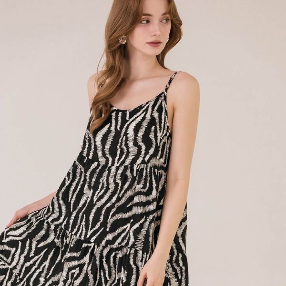 [Max Cartizio] スクロールルーズフィットビスチェカンカンドレス