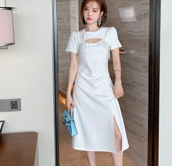 レディース ワンピース ミディアム丈ワンピース フレアワンピース ミディアム丈 半袖 ラウンドネック 胸元 肌見せ かわいい 大人可愛い きれいめ シンプル 上品 おしゃれ かっこいい レトロ レディース ワンピース ミディアム丈ワンピース フレアワンピース ミディアム丈 半袖 ラウンドネック 胸元 肌見せ かわいい 大人可愛い きれいめ シンプル 上品 おしゃれ かっこいい レトロ