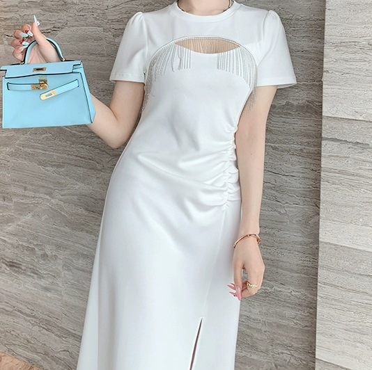 レディース ワンピース ミディアム丈ワンピース フレアワンピース ミディアム丈 半袖 ラウンドネック 胸元 肌見せ かわいい 大人可愛い きれいめ シンプル 上品 おしゃれ かっこいい レトロ レディース ワンピース ミディアム丈ワンピース フレアワンピース ミディアム丈 半袖 ラウンドネック 胸元 肌見せ かわいい 大人可愛い きれいめ シンプル 上品 おしゃれ かっこいい レトロ