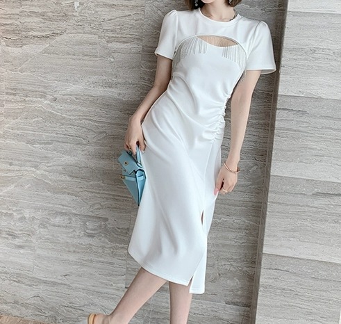 レディース ワンピース ミディアム丈ワンピース フレアワンピース ミディアム丈 半袖 ラウンドネック 胸元 肌見せ かわいい 大人可愛い きれいめ シンプル 上品 おしゃれ かっこいい レトロ レディース ワンピース ミディアム丈ワンピース フレアワンピース ミディアム丈 半袖 ラウンドネック 胸元 肌見せ かわいい 大人可愛い きれいめ シンプル 上品 おしゃれ かっこいい レトロ