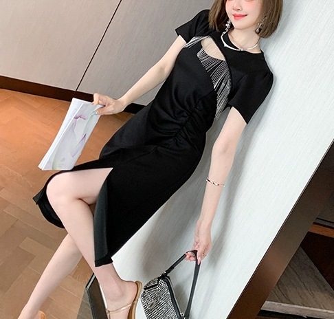 レディース ワンピース ミディアム丈ワンピース フレアワンピース ミディアム丈 半袖 ラウンドネック 胸元 肌見せ かわいい 大人可愛い きれいめ シンプル 上品 おしゃれ かっこいい レトロ レディース ワンピース ミディアム丈ワンピース フレアワンピース ミディアム丈 半袖 ラウンドネック 胸元 肌見せ かわいい 大人可愛い きれいめ シンプル 上品 おしゃれ かっこいい レトロ