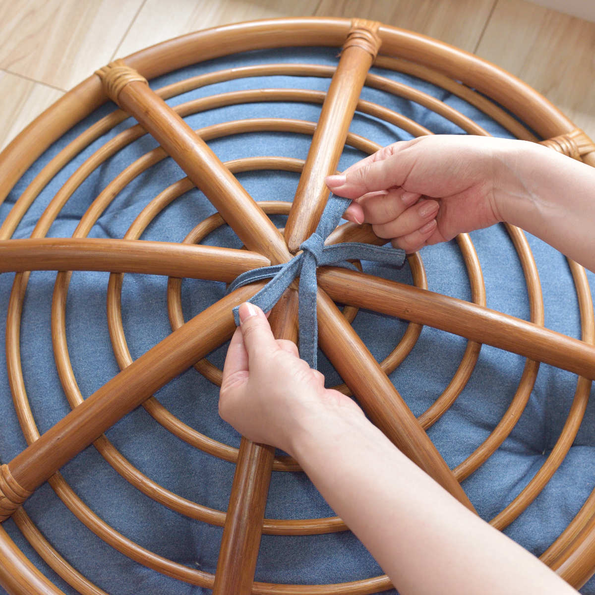 ペットスツール クッション付 籐フレーム 約幅55cm ペットスツール クッション付 籐フレーム 約幅55cm