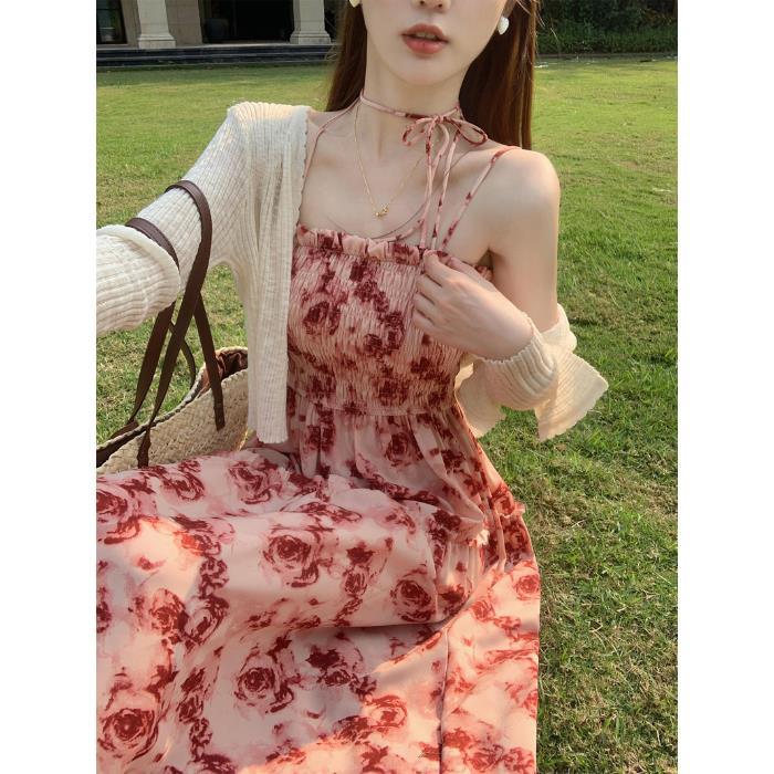 フランスの花柄サスペンダードレス女性用2025年夏新デザインウエストファッショナブルストラップミドル丈スカート