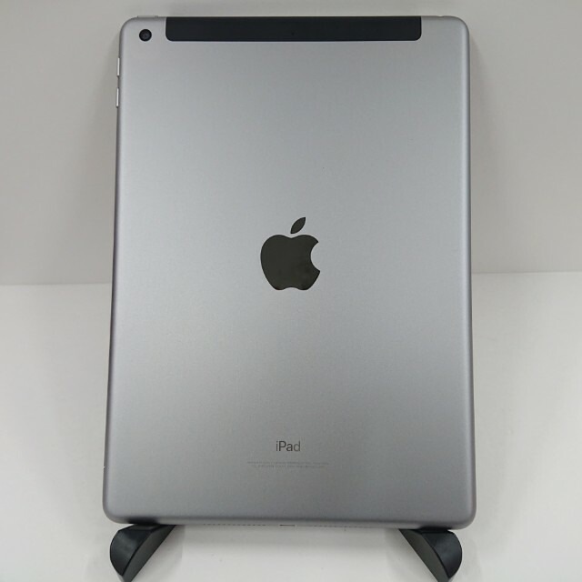 iPad 第6世代 Wi-Fi +Cellular 32GB ドコモ スペースグレイ 送料無料 本体 c10380