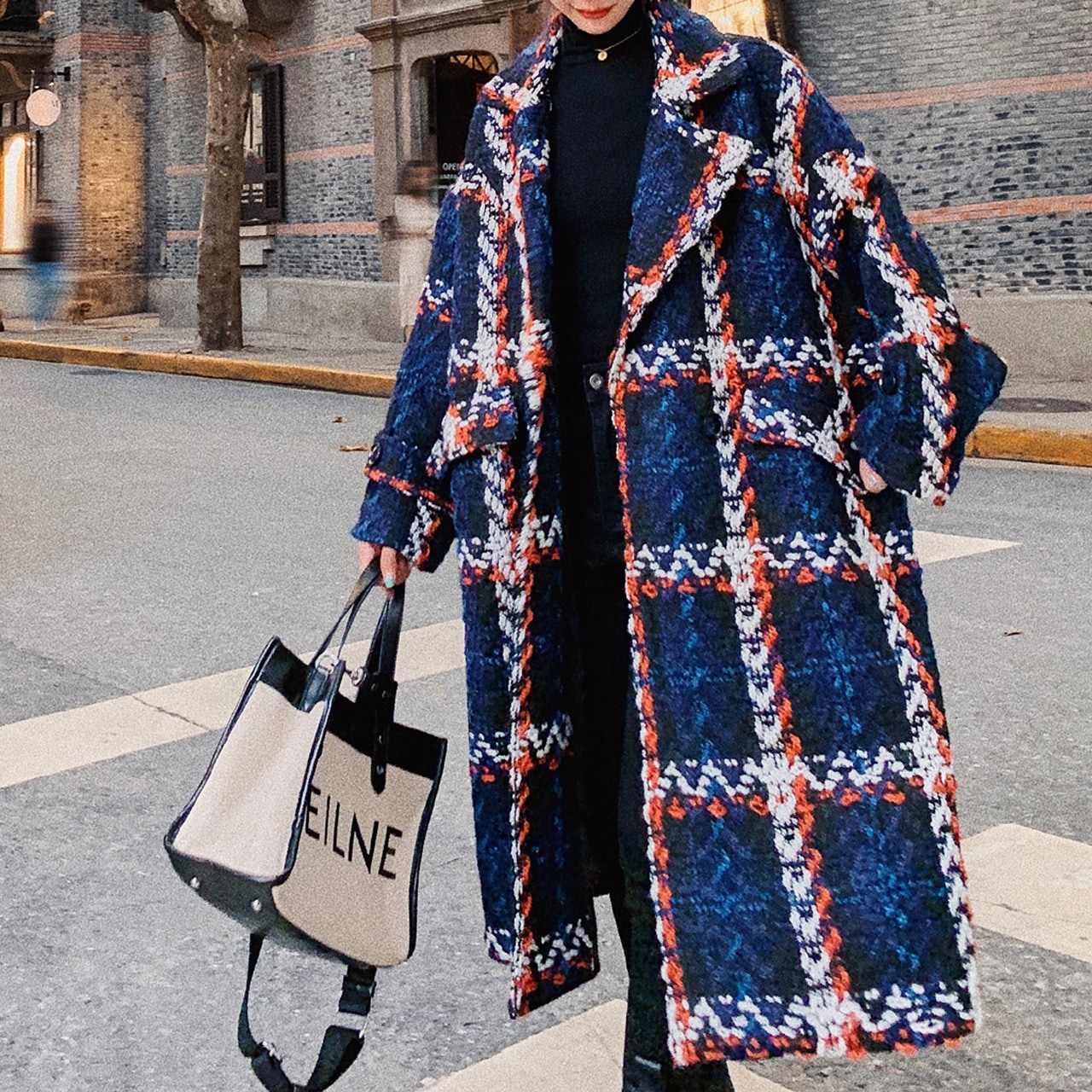 【新品 タグ付き】デシグアル　チェスターコート　ツイード　総柄　大柄 新品 タグ付き】デシグアル チェスターコート ツイード 総柄