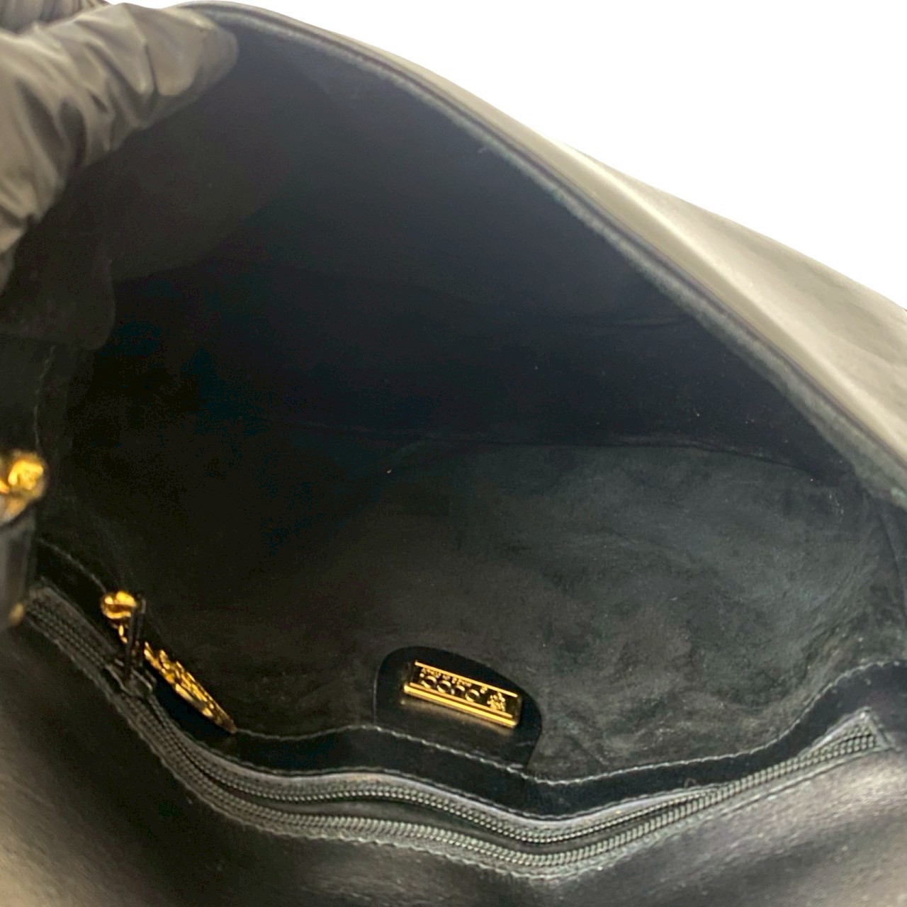 ヴィンテージ GG ロゴ 金具ショルダーバッグ レザー ブラック 19851