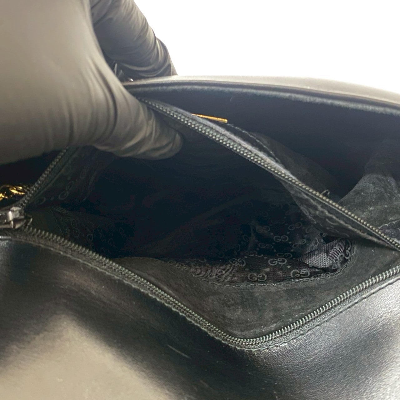 ヴィンテージ GG ロゴ 金具ショルダーバッグ レザー ブラック 19851