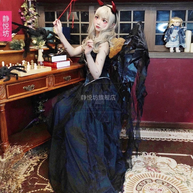 ハロウィーン服装女性暗黒系悪魔花嫁長いスカート天使は精霊を装って吸血鬼恐怖ゾンビを装っています ハロウィーン服装女性暗黒系悪魔花嫁長いスカート天使は精霊を装って吸血鬼恐怖ゾンビを装っています