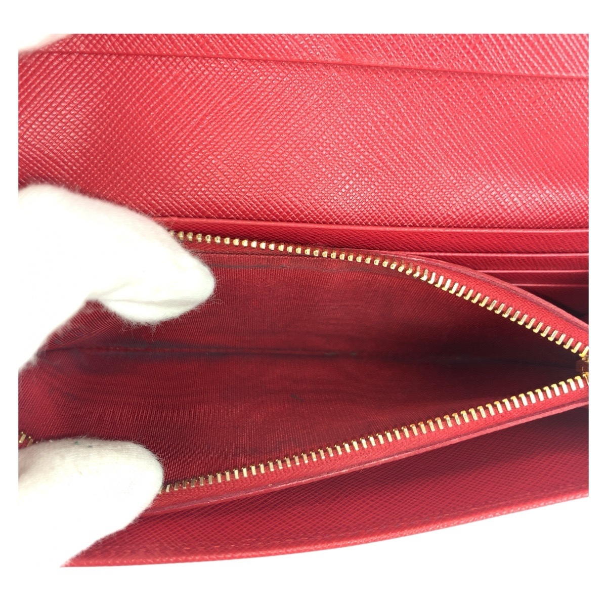 美品 サフィアーノ ロゴ パスケース付き レッド ゴールド金具 レザー 長財布 ロングウォレット レディース 504466 美品 サフィアーノ ロゴ パスケース付き レッド ゴールド金具 レザー 長財布 ロングウォレット レディース 504466