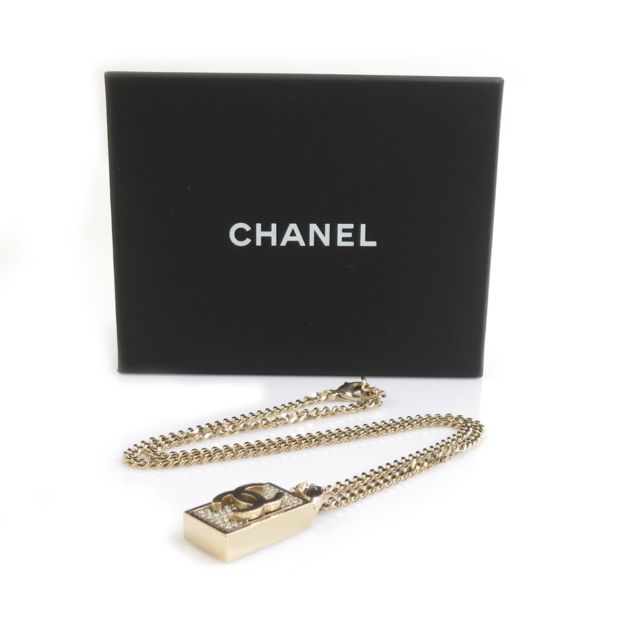 シャネル CHANEL ネックレス ココマーク メタル/ラインストーン ゴールド/シルバー レディース e60818i シャネル CHANEL ネックレス ココマーク メタル/ラインストーン ゴールド/シルバー レディース e60818i