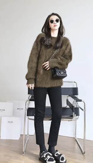 レディース トップス プルオーバー 長袖 Uネック オーバーサイズ フェイクファー 大人可愛い ボーイッシュ ルーズ 存在感 無地 秋 冬 学生 アウトドア 旅行 公園 バカンス 暖かい 普段使い レ レディース トップス プルオーバー 長袖 Uネック オーバーサイズ フェイクファー 大人可愛い ボーイッシュ ルーズ 存在感 無地 秋 冬 学生 アウトドア 旅行 公園 バカンス 暖かい 普段使い レ