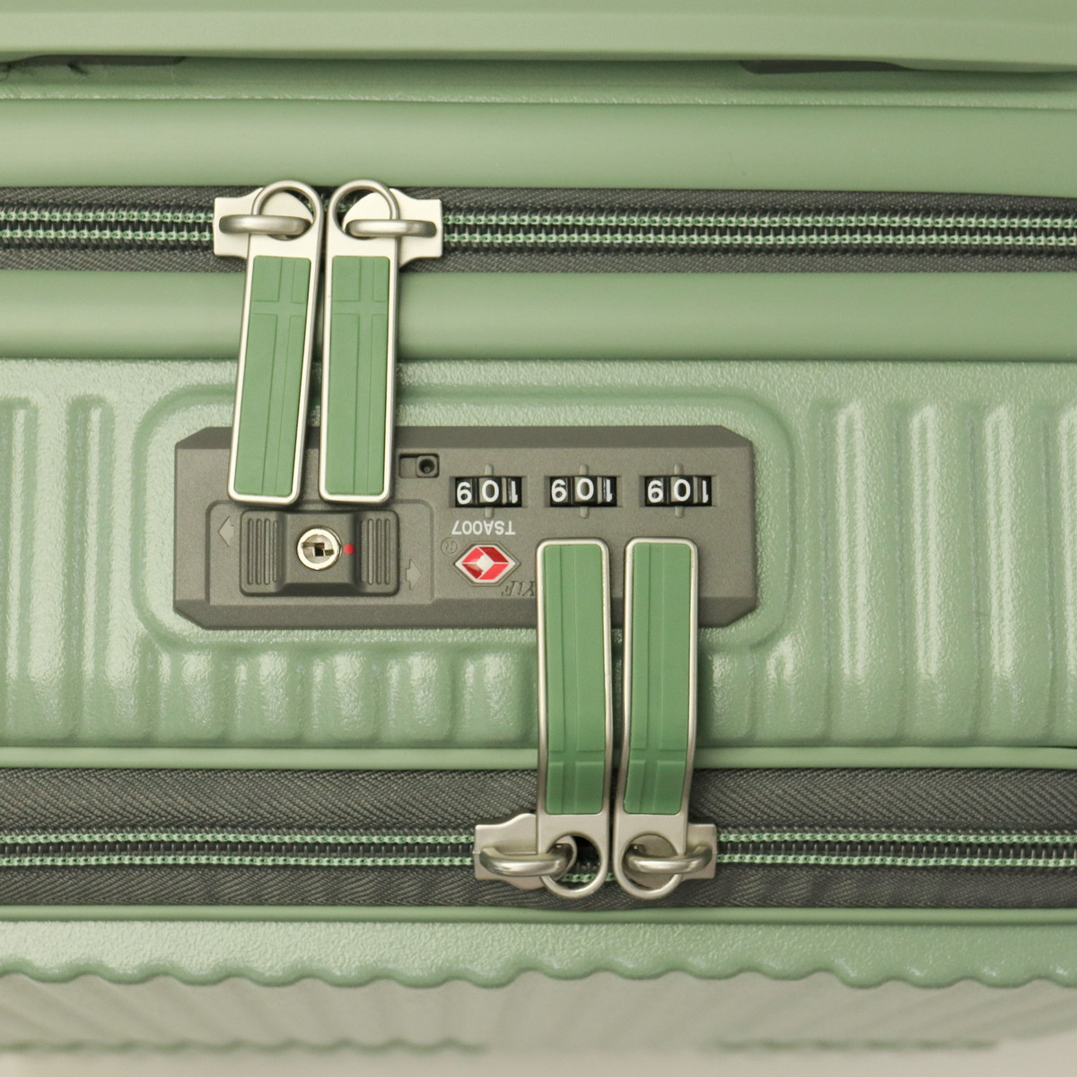 正規品2年保証 スーツケース 機内持ち込み フロントオープン 軽量 Sサイズ 小さめ 静音 TSAロック ストッパー付き Extreme Journey 21L Coin-Locker INV30