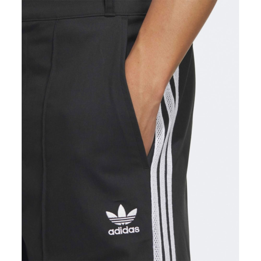 アディダスバミューダショートパンツ-ブラック/KB5429 アディダスバミューダショートパンツ-ブラック/KB5429