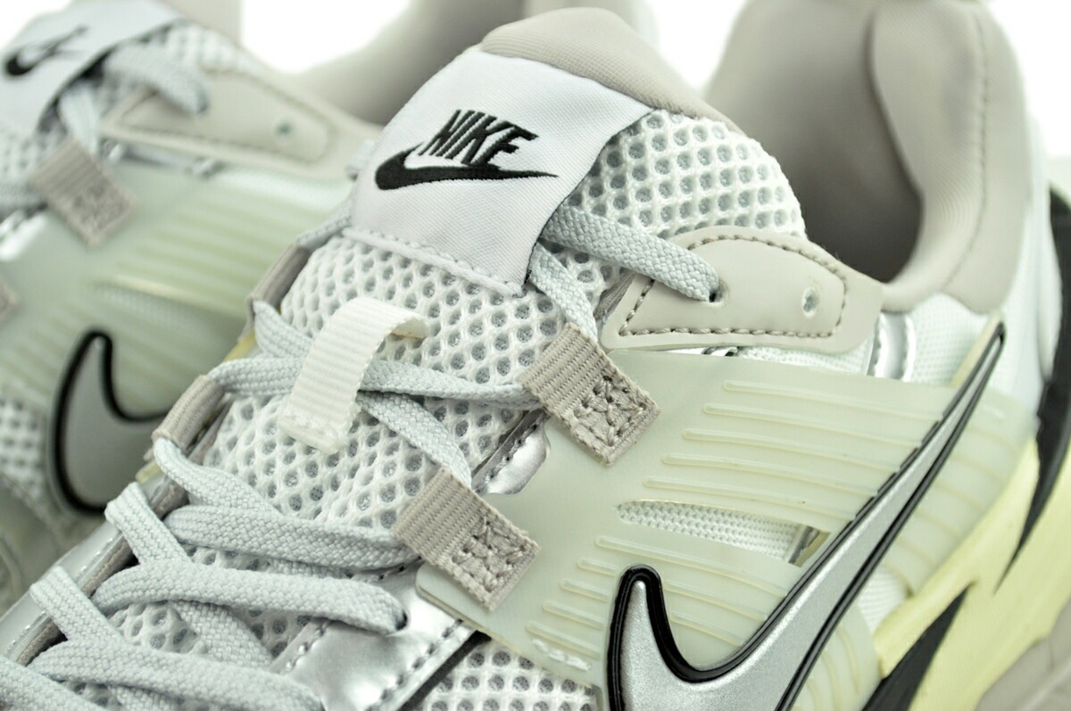 V2K ラン メンズ サミットホワイト メタリックシルバー メッシュ hj4497-100