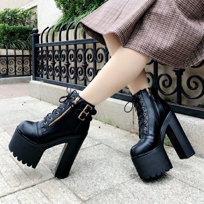 【赤字販売*速達】超足長 ショートブーティー ハイヒール レディース 厚底 14.5cmヒール サイドファスナー 太ヒール プラットフォーム ショートブーツ 安定感 アンクルブーツ 女生 黒 白 シン 【赤字販売*速達】超足長 ショートブーティー ハイヒール レディース 厚底 14.5cmヒール サイドファスナー 太ヒール プラットフォーム ショートブーツ 安定感 アンクルブーツ 女生 黒 白 シン