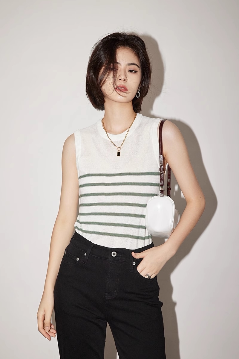 ノースリーブトップス レディース ラウンドネック ゆったり オールマッチ 薄手 春 夏 通勤 ニットベスト トップス ベスト 袖なし ノースリーブ 襟なし シンプル カジュアル おしゃれ お洒落