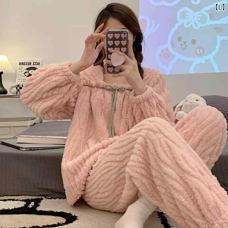 ルームウェア レディース パジャマ 部屋着 ガーリー コーラルベルベット フランネル 春秋冬 長袖 ラウンドネック スクエアネック プルオーバー 暖かい ホームウェア ホワイト ブルー グリーン ルームウェア レディース パジャマ 部屋着 ガーリー コーラルベルベット フランネル 春秋冬 長袖 ラウンドネック スクエアネック プルオーバー 暖かい ホームウェア ホワイト ブルー グリーン