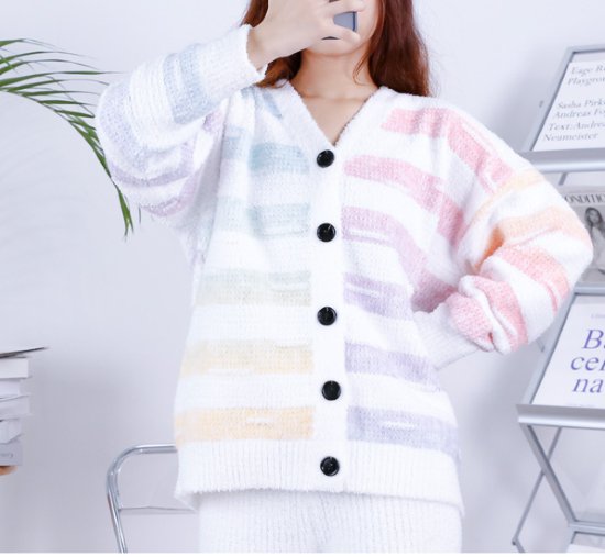 ルームウェア レディース パジャマ ホームウェア おうち服 Ｖネック 前ボタン フロントボタン 前開き レインボー ボーダー グラデーション 可愛い カジュアル リラックス おしゃれ 部屋着
