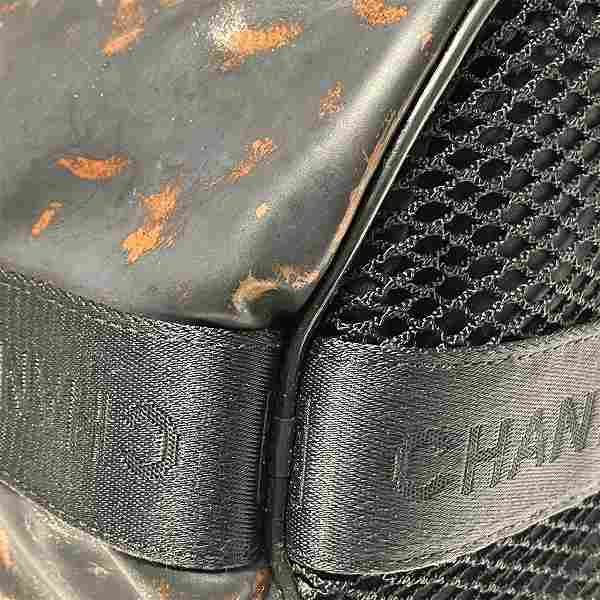 シャネル スポーツライン ワンショルダー ラバー バッグ ショルダーバッグ ユニセックス【中古】