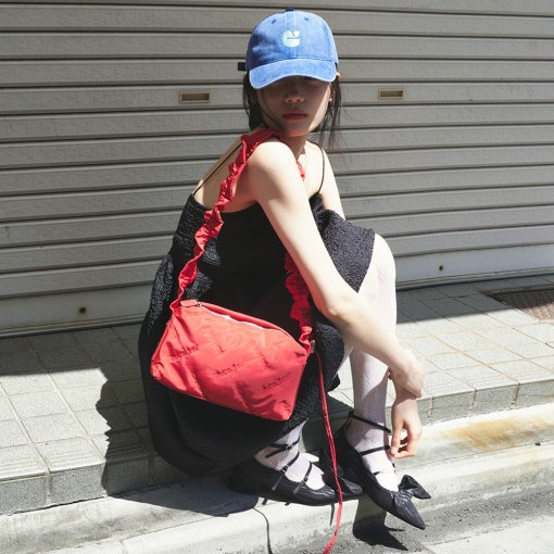 Qoo10] CARLYN Ginna 6色 韓国人気 韓国ファッシ