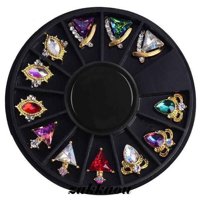 【1つ買うと12つ】ネイルジュエリー ネイルパーツ ビジュー デコパーツ セット 福袋 キラキラ エンブレム 枠 ワンポイント ホワイト エレガント[aea67]773