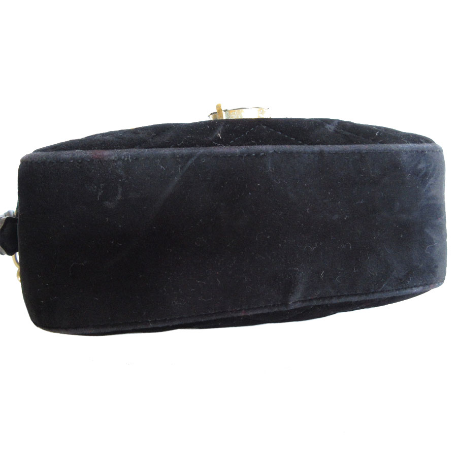 グッチ GUCCI ショルダーバッグ GGマーモント GG Marmont ベルベット ブラック レディース 448065 s0301a グッチ GUCCI ショルダーバッグ GGマーモント GG Marmont ベルベット ブラック レディース 448065 s0301a