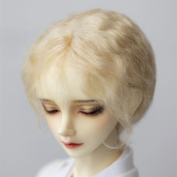 アンティークビスクドール可愛いモヘアウィッグ３点セットB アンティークビスクドール可愛いモヘアウィッグ3点セットB