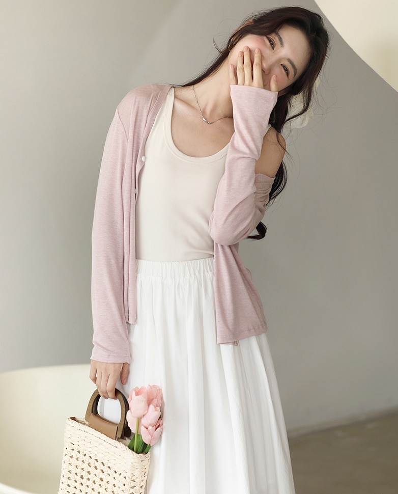 トップス カーディガン 長袖 Vネック ミディアム丈 前開き ボタン 透け感 薄手 かわいい 大人可愛い きれいめ シンプル 上品 おしゃれ かっこいい カジュアル こなれ感 個性的 主役級 ルーズ トップス カーディガン 長袖 Vネック ミディアム丈 前開き ボタン 透け感 薄手 かわいい 大人可愛い きれいめ シンプル 上品 おしゃれ かっこいい カジュアル こなれ感 個性的 主役級 ルーズ