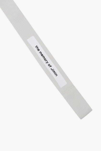 ❁リリ❁ 様 リクエストBTS JUNGKOOK リップポーチ ディズニー ツイステッドワンダーランド オリジナルイラスト