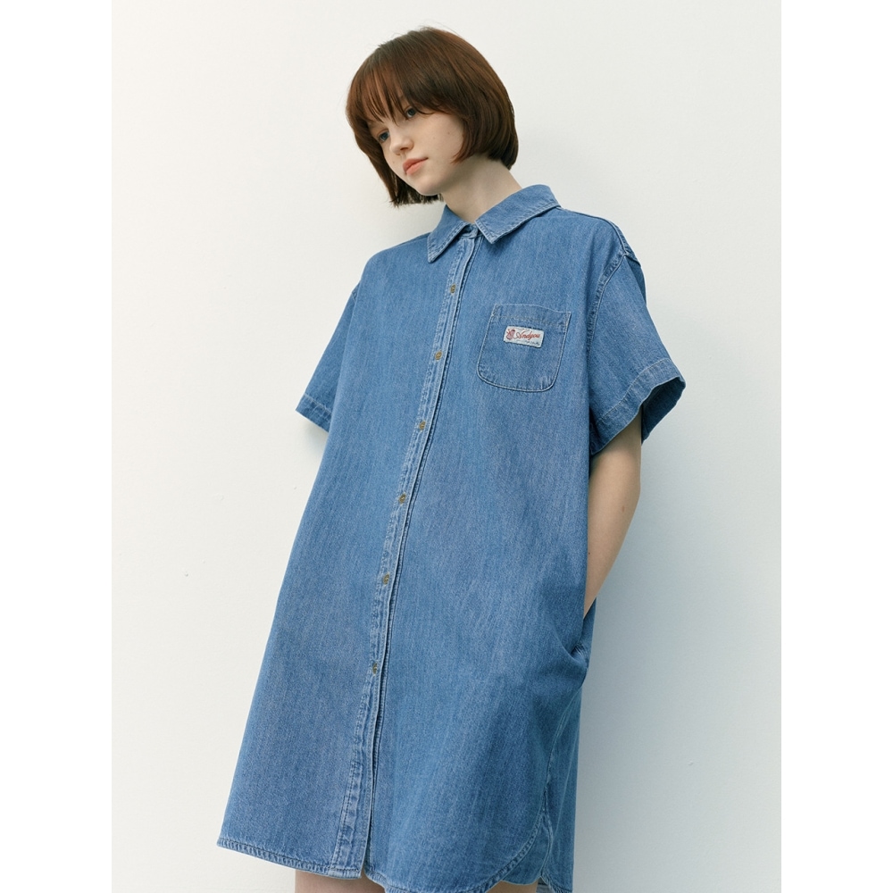 AND YOU ダンデノンデニムシャツ半袖ワンピース (ミッドブルー) AND YOU ダンデノンデニムシャツ半袖ワンピース (ミッドブルー)