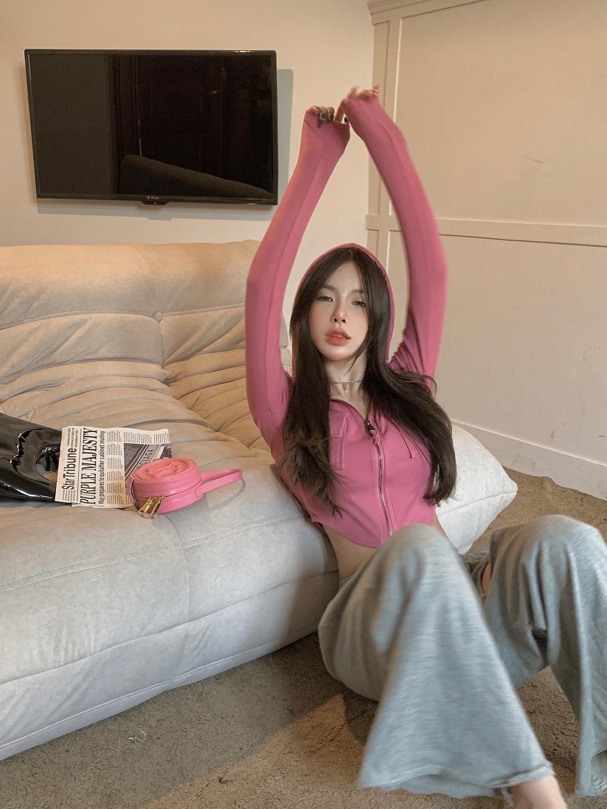 フード付き ショート パーカー トップス パンツ ニットソー セーター カーディガン ガウチョパンツ 袖あり 長袖 萌袖 Uネック ハイネック 襟なし スリム 細身 モコモコ ふわふわ リブ 伸縮性 フード付き ショート パーカー トップス パンツ ニットソー セーター カーディガン ガウチョパンツ 袖あり 長袖 萌袖 Uネック ハイネック 襟なし スリム 細身 モコモコ ふわふわ リブ 伸縮性