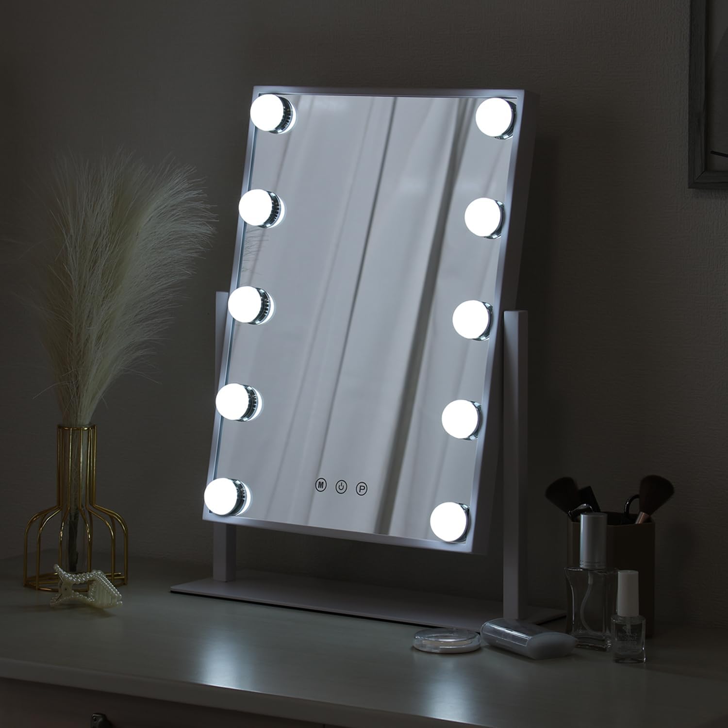 プレミアムLEDミラー 女優ミラー 角度調整可 幅36.5×奥行12×高さ46.4cm ホワイト yumeka 67782 プレミアムLEDミラー 女優ミラー 角度調整可 幅36.5×奥行12×高さ46.4cm ホワイト yumeka 67782