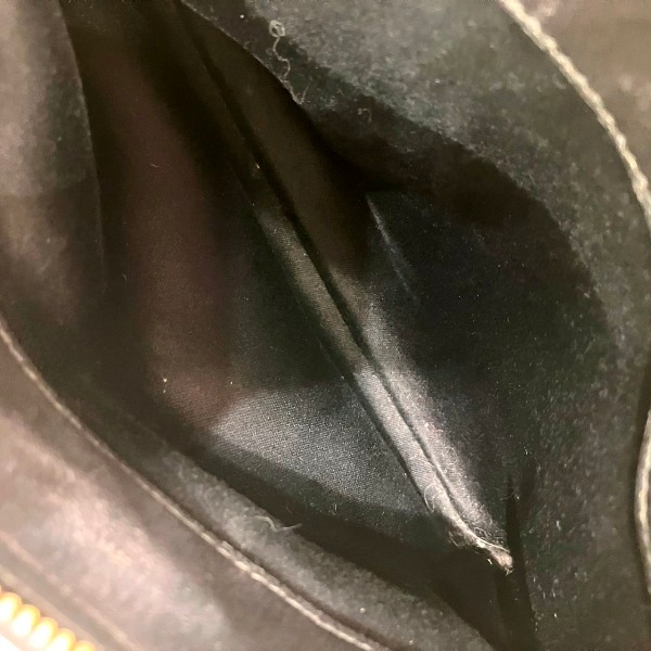 ミュウミュウ マテラッセ バッグ ショルダーバッグ レディース【中古】 ミュウミュウ マテラッセ バッグ ショルダーバッグ レディース【中古】