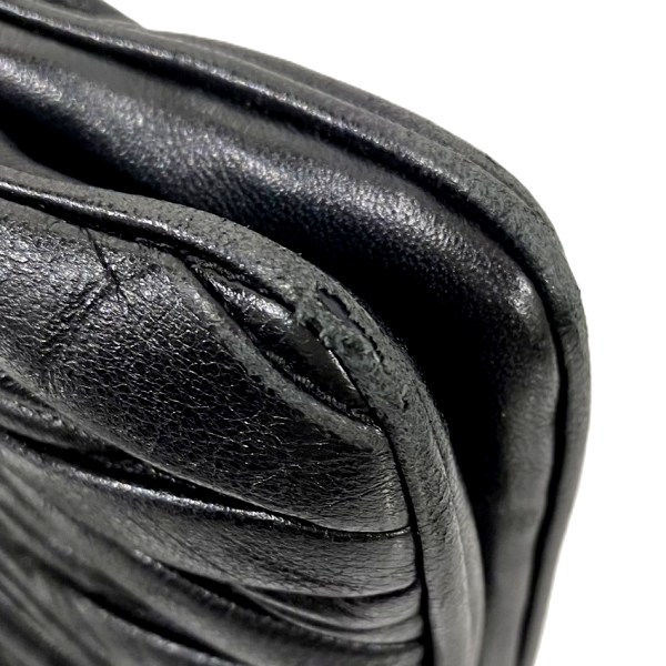 ミュウミュウ マテラッセ バッグ ショルダーバッグ レディース【中古】 ミュウミュウ マテラッセ バッグ ショルダーバッグ レディース【中古】