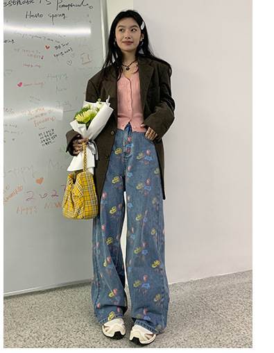 デニムパンツ ジーンズ ジーパン 花柄 デニム ズボン 淡色 レディース かわいい 大人可愛い カジュアル おしゃれ お洒落 かっこいい レトロ こなれ感 ラフ キュート 個性的 クール エレガント