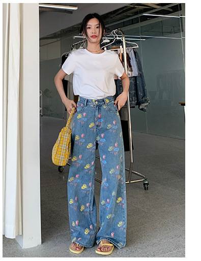 デニムパンツ ジーンズ ジーパン 花柄 デニム ズボン 淡色 レディース かわいい 大人可愛い カジュアル おしゃれ お洒落 かっこいい レトロ こなれ感 ラフ キュート 個性的 クール エレガント