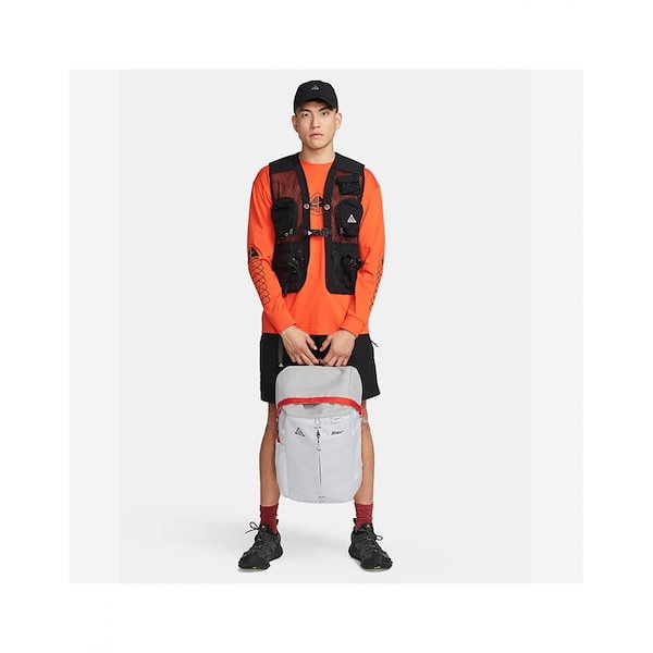 Qoo10] NIKE ナイキ ACG アイセンデイパックダスト