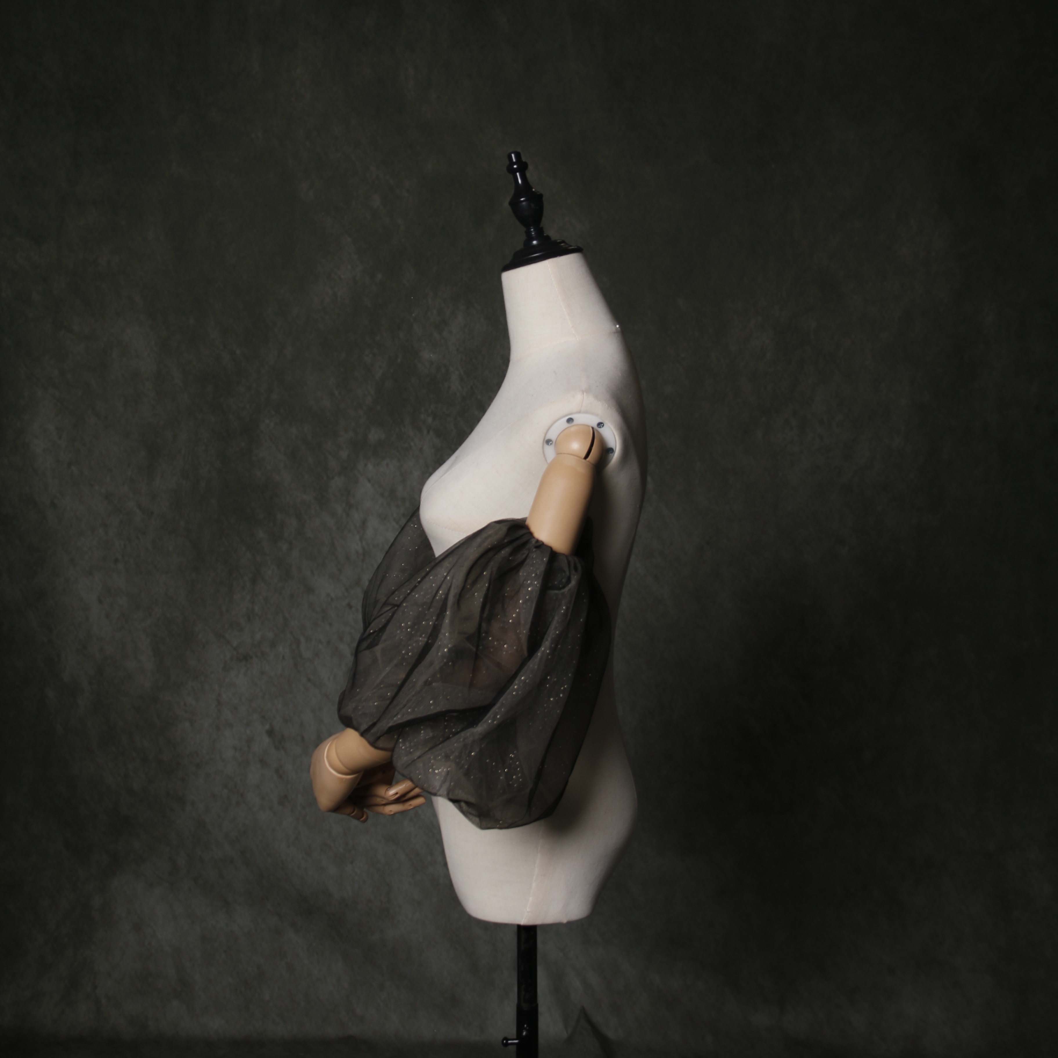 人気上昇！ パフスリーブ キラキラグリッターチュール ブラック 取り外し袖 前撮り