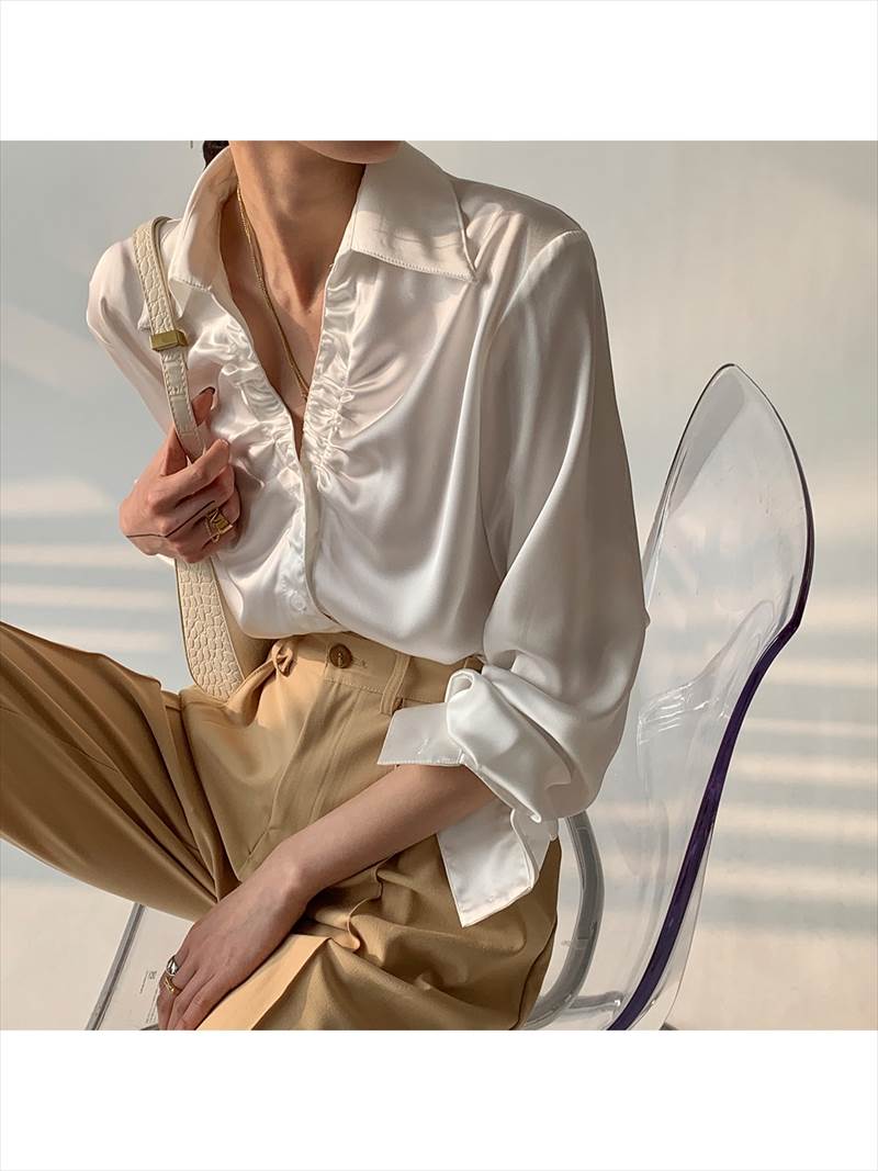 トップス シャツ ブラウス 白シャツ 白トップス 袖あり 長袖 ボリューム袖 Vネック 襟付き かわいい 大人可愛い きれいめ シンプル カジュアル 大人 上品 おしゃれ エキゾチック 大人可愛い 大 トップス シャツ ブラウス 白シャツ 白トップス 袖あり 長袖 ボリューム袖 Vネック 襟付き かわいい 大人可愛い きれいめ シンプル カジュアル 大人 上品 おしゃれ エキゾチック 大人可愛い 大